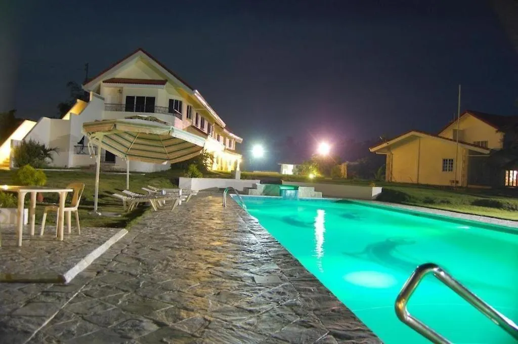 ***  Tabalong Sherwood Bay Resort & Aqua Sports Inc. הפיליפינים